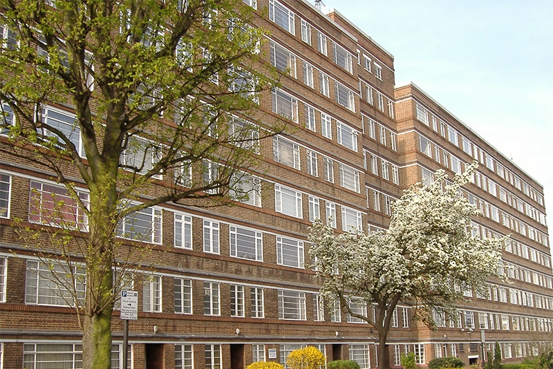 Photograph of the exterior of Du Cane Court