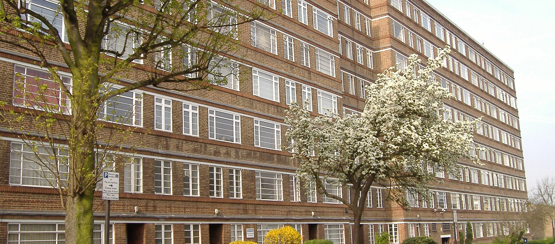 Photograph of the exterior of Du Cane Court